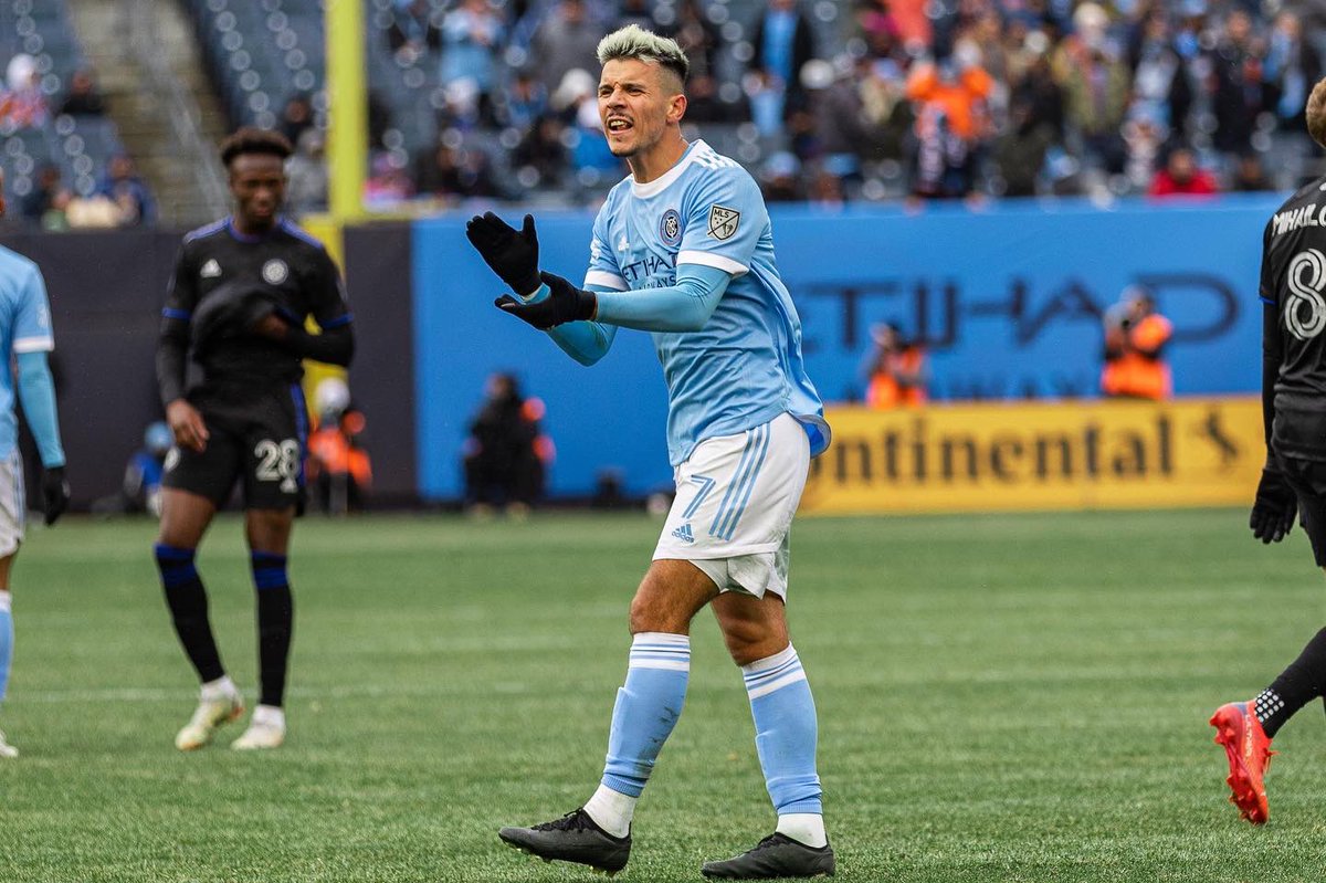 alfredo1008's tweet photo. Amazing atmosphere @yankeestadium today 💙 support and performance was 🔥 we keep going @NYCFC 🗽 https://t.co/cixplY15JQ