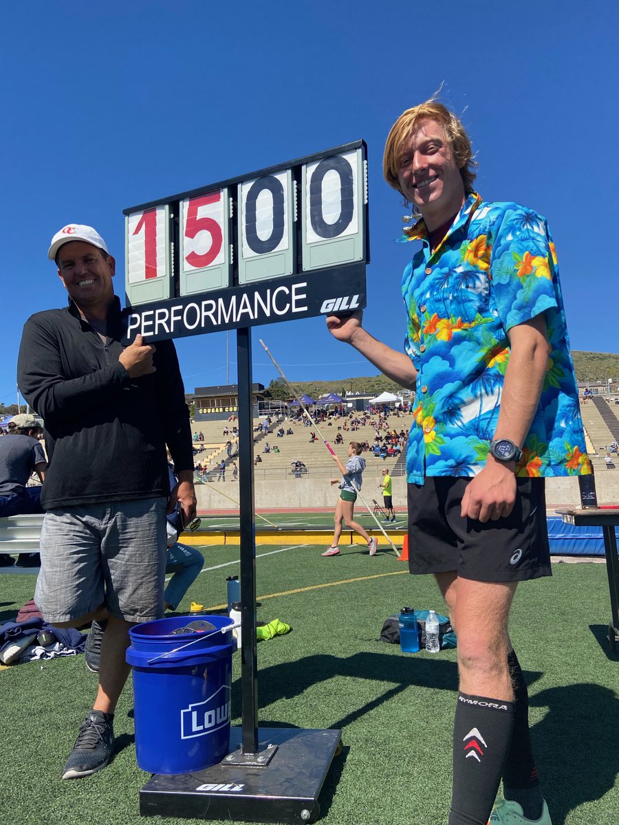 OaksChrstnLions's tweet photo. Oaks Christian Track &amp; Field:

SCHOOL RECORD alert!

Senior Jake Reed is the first Lion in OC history to clear 15 feet as he wins the Ventura Invitational at Ventura HS today. https://t.co/4LLxSgAMjS