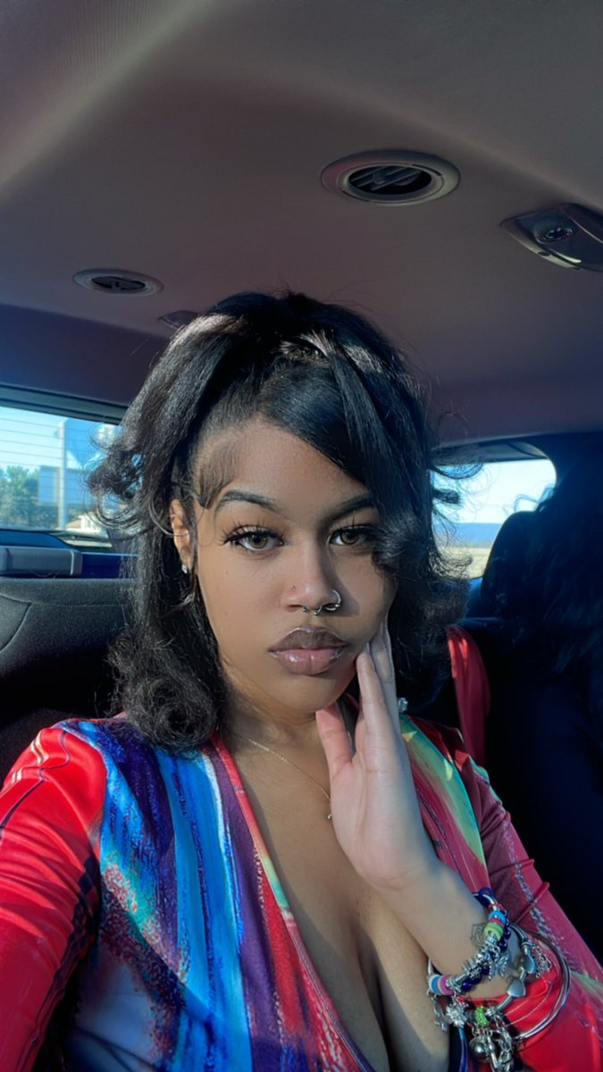 cmbjaii's tweet photo. do i have your attention? https://t.co/1xoKiRKJFK
