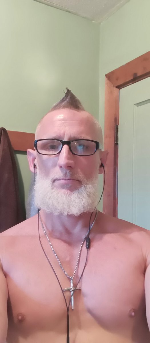 FurlongDick's tweet photo. @Lorenahorny69 Damn fucking straight https://t.co/KEyKv7xQYE
