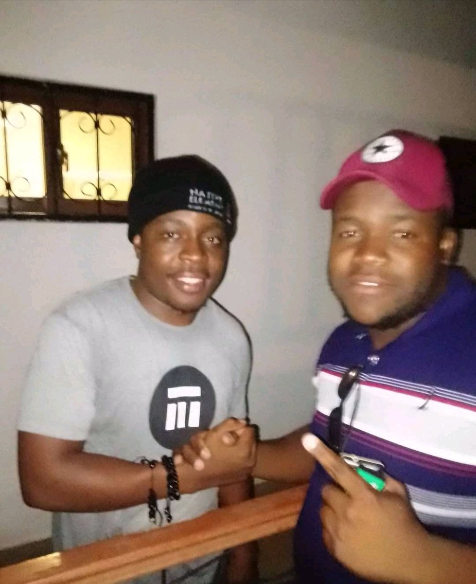dj_chilaz's tweet photo. Ma Chills nemujahya.. @holytenmusic https://t.co/a8hdWgHr4j
