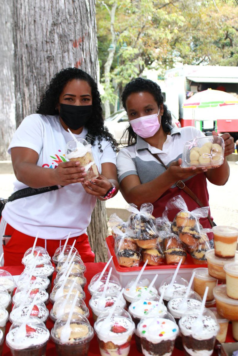 gestionperfecta's tweet photo. Este #12Mar el pueblo caraqueño demostró su capacidad de emprendimiento, ingenio, entusiasmo y alegría en el Parque Los Caobos, durante el Gran Cierre del Caracas Feliz Carnaval 2022. Nuestra ciudad capital se fortalece como territorio turístico y gastronómico

#ClapEnVictoria https://t.co/l3w1PHjC9n