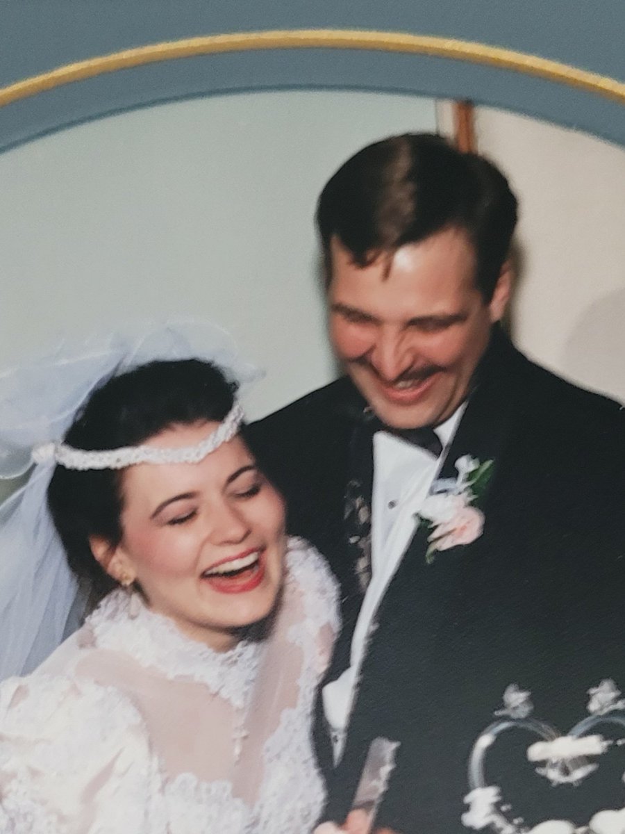 I do not feel old enough to be married for 28 years 😆