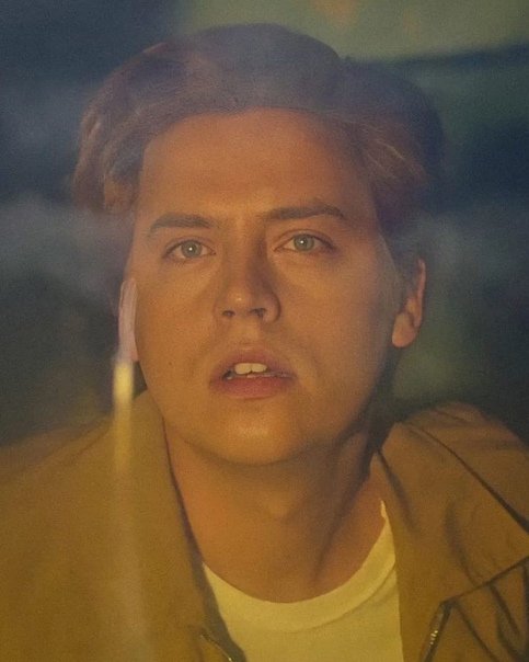 colexnub's tweet photo. he's so beautiful.

#colesprouse #Riverdale #Moonshot #jugheadjones https://t.co/vIWs5nD2Zn