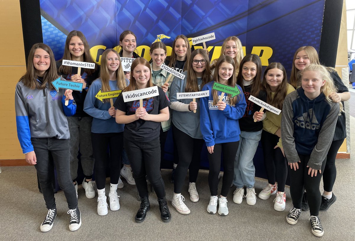 Future women in STEM at the <a href="/goodyear/">Goodyear</a> STEM Career Day. #LakeSTEM