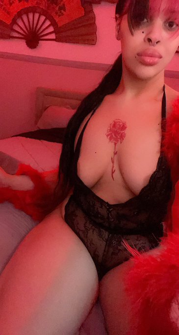 🌹 https://t.co/mGt0sHUqDY<a href="/tag/lgbt"class="tags"><span>#lgbt</span></a><a href="/tag/bbw"class="tags"><span>#bbw</span></a><a href="/tag/trans"class="tags"><span>#trans</span></a>