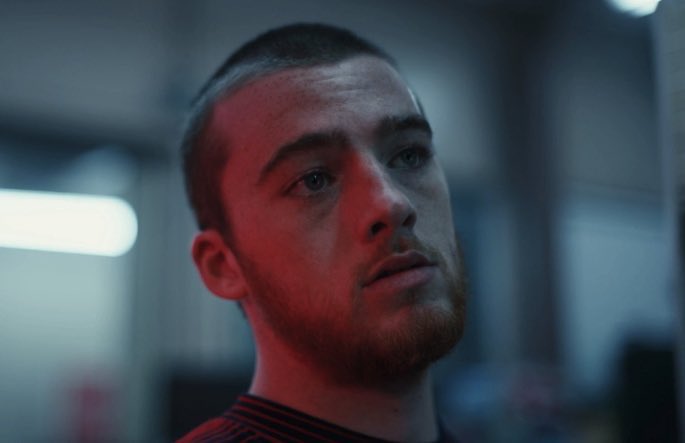 fexihq's tweet photo. red and blue lighting was made for them and for them only #euphoria https://t.co/QvwojFTPbf