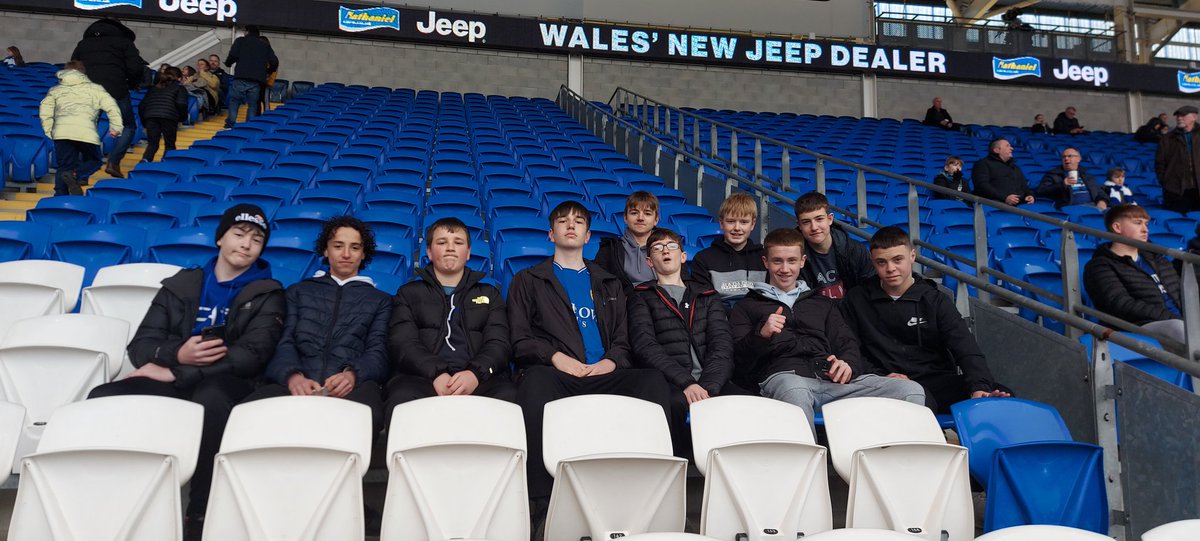 RyanODell75's tweet photo. Thank you #HerGameToo #cardiffcity for the tickets from Llantwit Fardre u15s @FFardre Bluebirds💙 https://t.co/8TsDIqmplZ