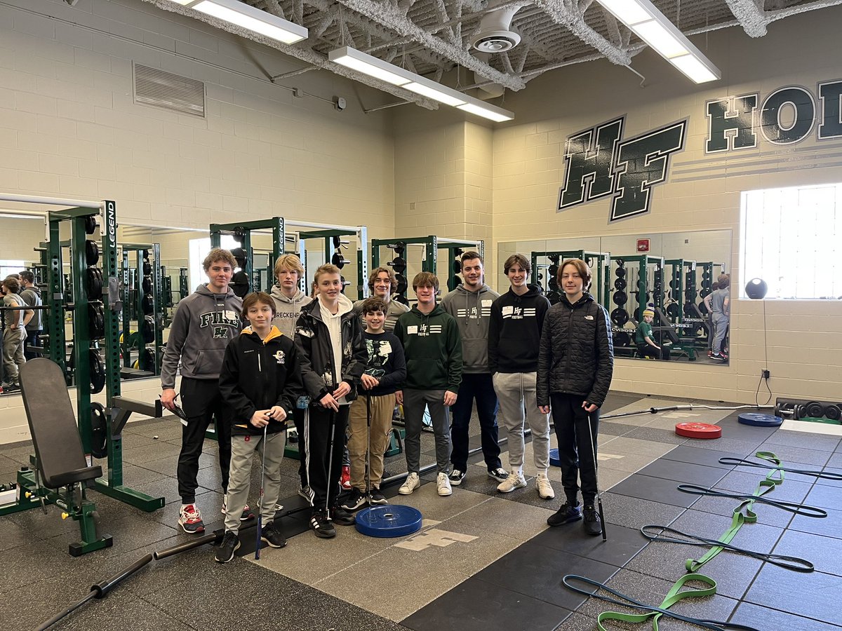 HolyFamilyFB's tweet photo. Awesome to be able to meet much of the incoming #Fire26 class at this morning’s Mini-Golf event @HolyFamilyFire! Thanks to the current players for helping out, and for our Advancement Team for coordinating! https://t.co/jMG54B8j8O