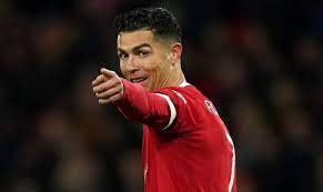 VibronSport's tweet photo. Quelle époque ou 2 mecs de 37 ans dominent encore leur discipline!!!
En moins de 24 h on a assisté à 2 événements:
Cristiano Ronaldo - 3 buts
Lebron James - 50 points https://t.co/0pcl2L2J23