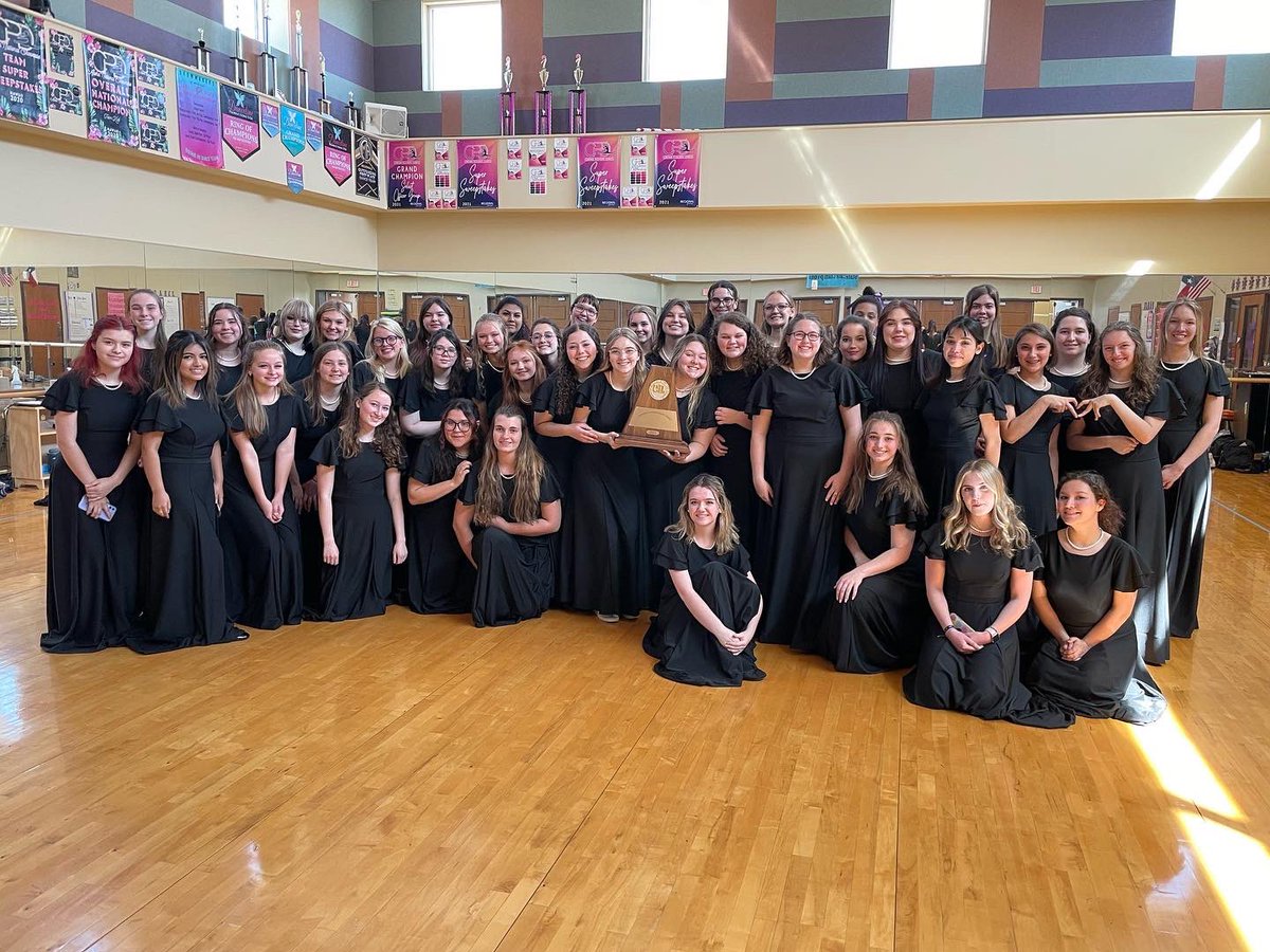 So very proud of our Boerne Choirs at UIL this week- 2 Choirs, 2 Sweepstakes. Beautiful music was made! #wearethemusicmakers <a href="/Boernehs/">Boerne High School</a> <a href="/BoerneFineArts/">BoerneFineArts</a> <a href="/Boerneisd/">Boerne ISD</a>