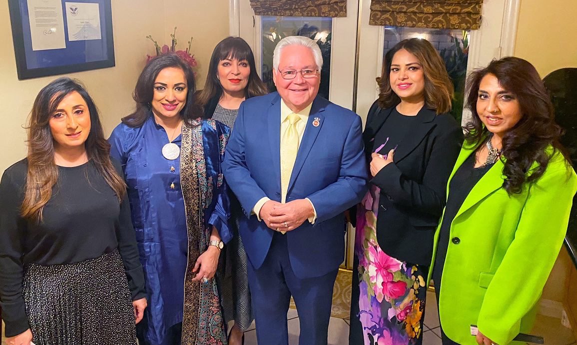 ArchuletaSD30's tweet photo. I had a wonderful time meeting members of the Pakistani community in the reconfigured Senate District 30 at an event hosted by Adnan and Tina Khan. 
#PakistaniCommunity #SD30 #Walnut #TeamArchuleta #June7Primary https://t.co/PNipi1MgNG