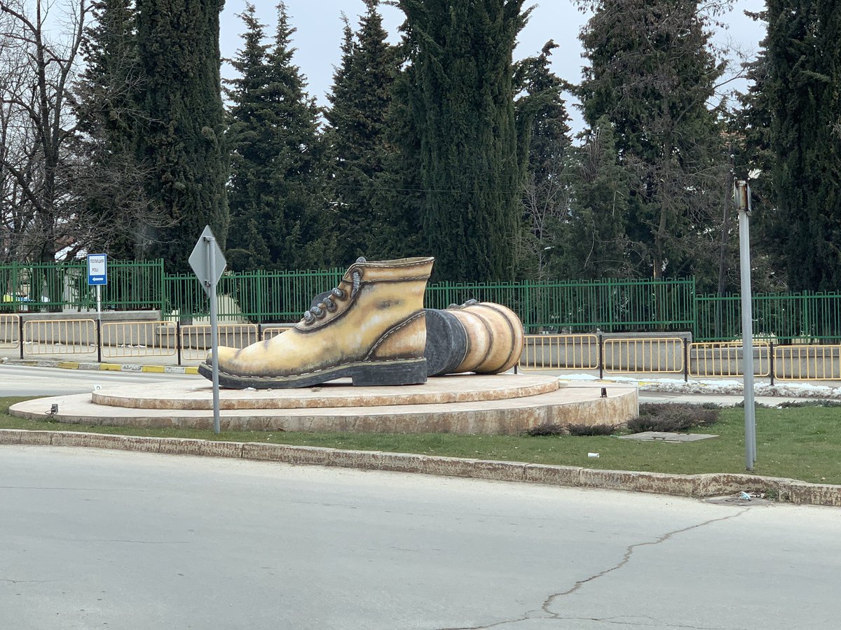 IvanGaidarov's tweet image. A panoramic view of #Peshtera, a city with a population of 23K.

The town is a major shoe producer center in #Bulgaria 🇧🇬 and home to a leading European manufacturer of feed additives, premixes, active substances and medicines for veterinary application.

📷 Own