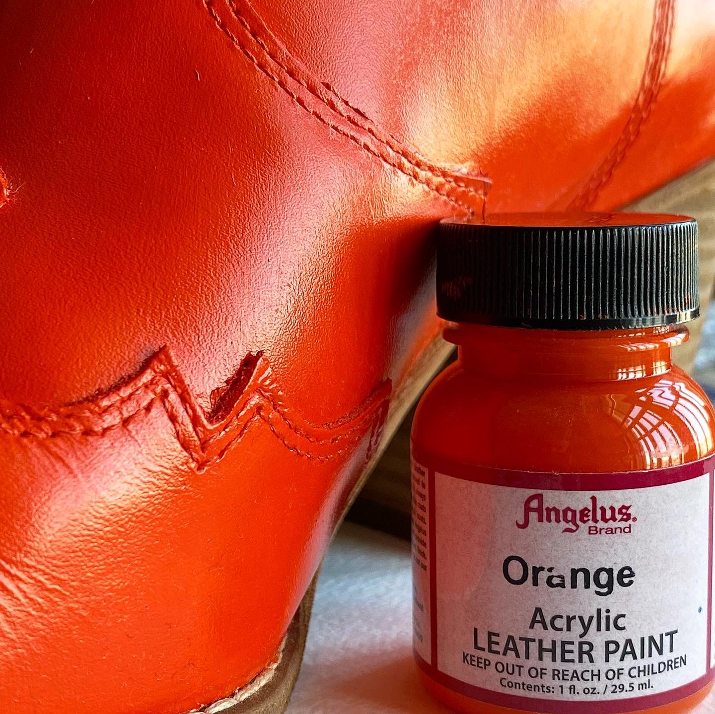 Raw Materials Art Supplies on X: Angelus Acrylic Leather Paint will not  crack, peel, fade, or rub off when properly applied and is ideal for  painting boots, jackets, athletic shoes, purses, etc.