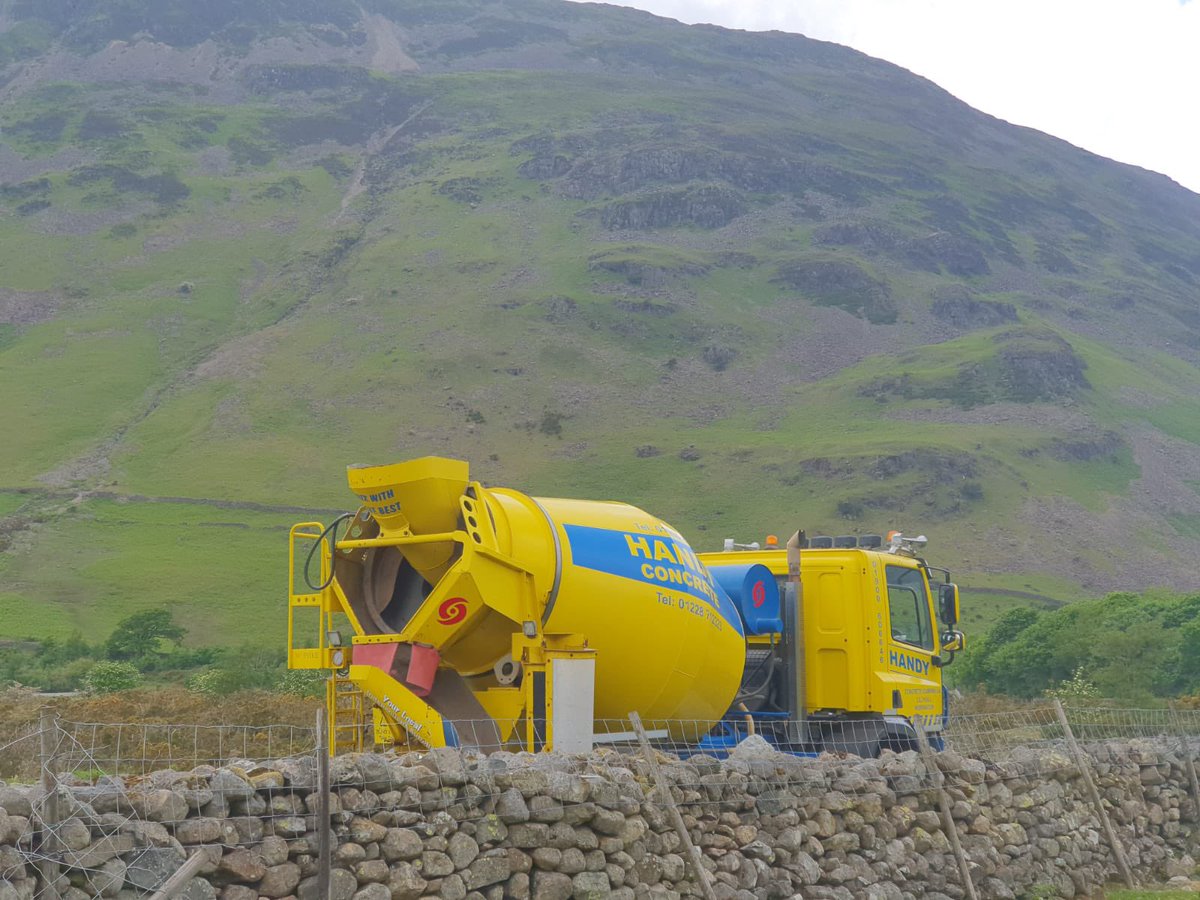 HandyConcrete's tweet photo. We are hiring! Come &amp; join a great team here at Handy Concrete! Concrete mixer drivers required. Experience preferred but not essential as full training will be given to the successful applicant. Message us or email cv’s to myles@handycc.co.uk https://t.co/2g2W1W9Irg