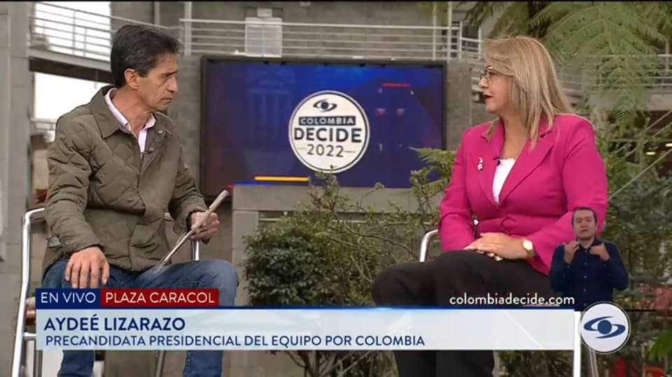 ElianaRamirezU's tweet photo. #AydeePropone Inversión en infraestructura vial para que nuestros campesinos puedan comercializar su producción, fácilmente y sin intermediarios.

#EquipoPorColombia 🇨🇴 @aydeelizarazoc 
@PartidoMIRA https://t.co/HDAoq7WMDH