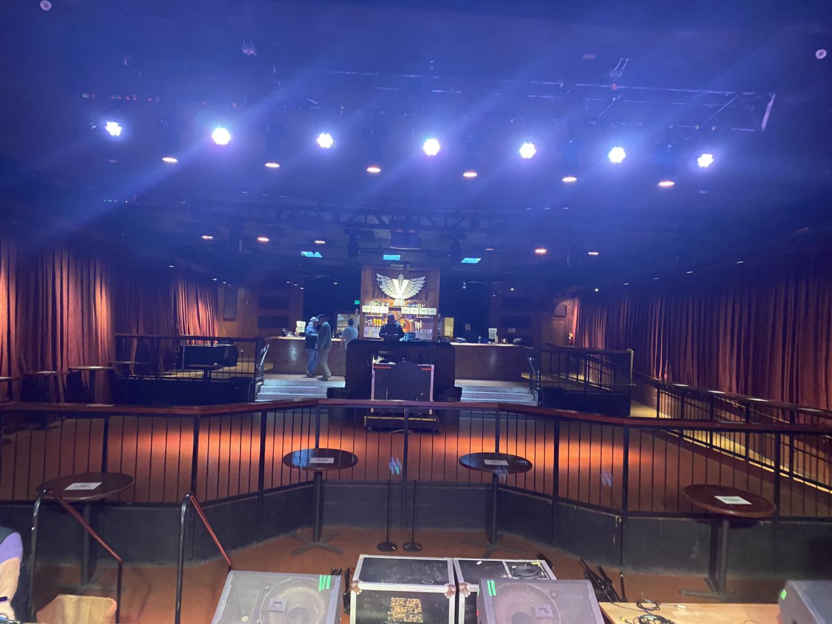 BlackandBlueCLT's tweet photo. The calm before the storm!  Let’s go!!!!!! https://t.co/fOnM3hp8bh