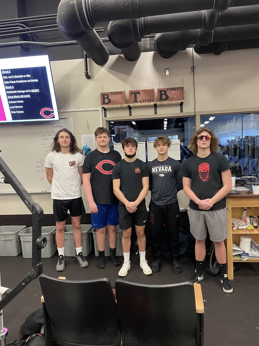 PapermakerFB's tweet photo. Baseball, Lacrosse, Rugby and track and field. These multi-sport DUDES have an afternoon sport going on but still find time to get their morning lift in. Who says you can’t lift on gameday?We know where it starts. #BTB https://t.co/4vJNuHrju8