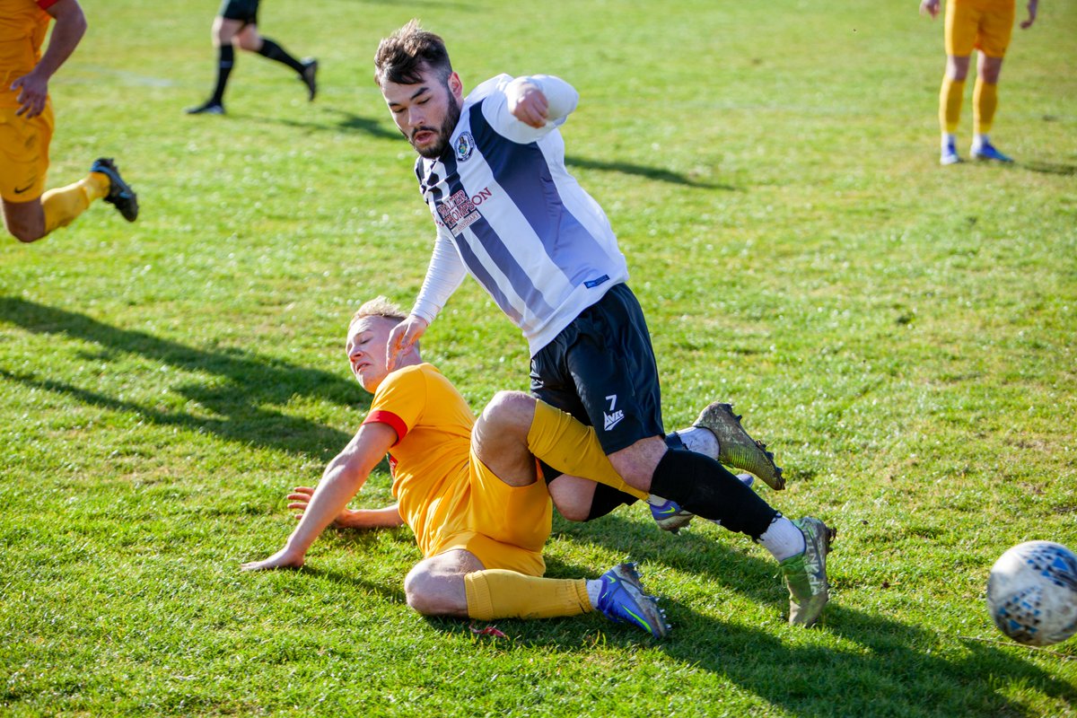 danloveday0407's tweet photo. Todays game between @NorthallertonFC and Newcastle Benfield FC which ended 1-1. #northallertontownfc #ebacnorthernleague #localfootballclub #yorkshire #SupportLocalFootball https://t.co/nDBwX5bIf2