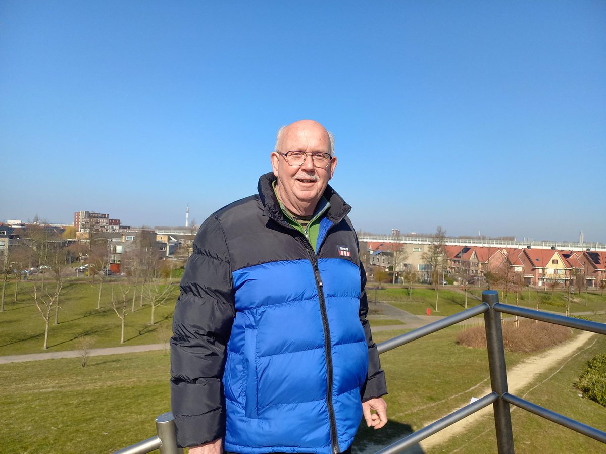 Onze #2 Adrie: 30 jaar geleden begonnen tijdens de oprichting van de NAP, vele jaren raadslid en wethouder en nu lid van de AV van waterschap Hollandse Delta. Onder zijn wethouderschap zijn Valckestijn en Portland ontworpen als mooie, leefbare wijken te midden van water en groen.