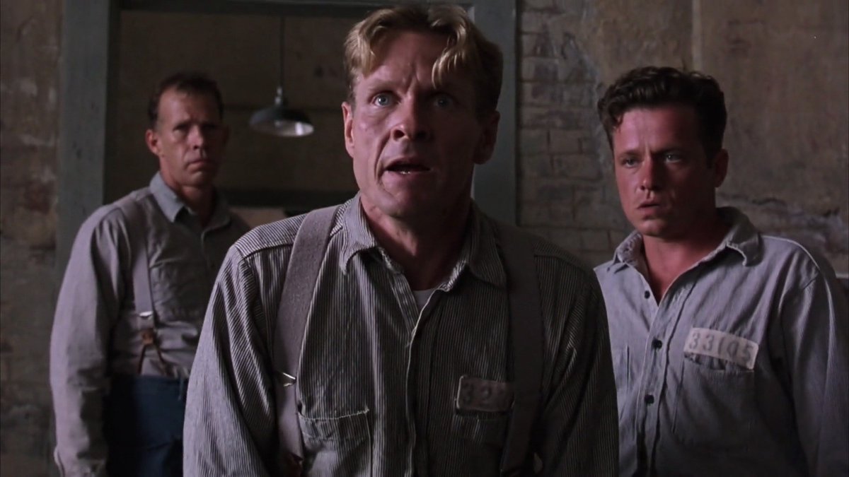 побег из шоушенка энди дюфрейн. фрэнк дарабонт побег из шоушенка. побег из шоушенка 1994. побег из шоушенка кадры. побег из шоушенка 1994 постер.