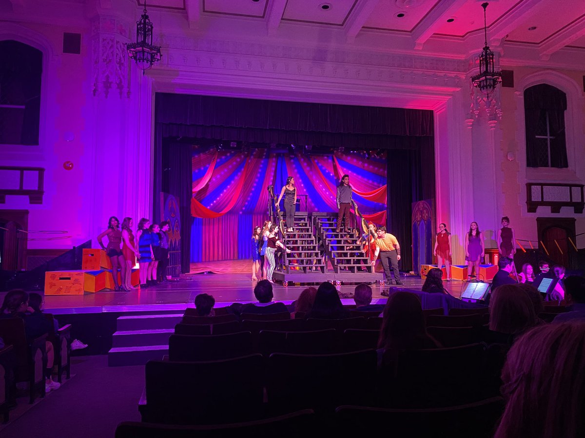 Truly amazing performance by the cast of Pippin! There are still two more shows to catch! Tonight at 7pm and tomorrow at 2pm! #OBENempowers