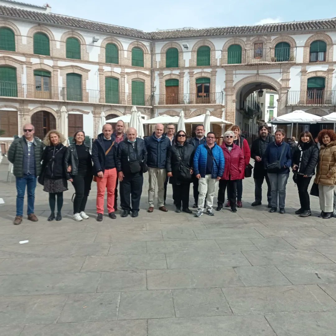 AABPresidente's tweet photo. 12 de marzo de 2022
IX Encuentro profesional de los bibliotecarios andaluces con la AAB
#9EncAAB https://t.co/ojlLcxOPwE