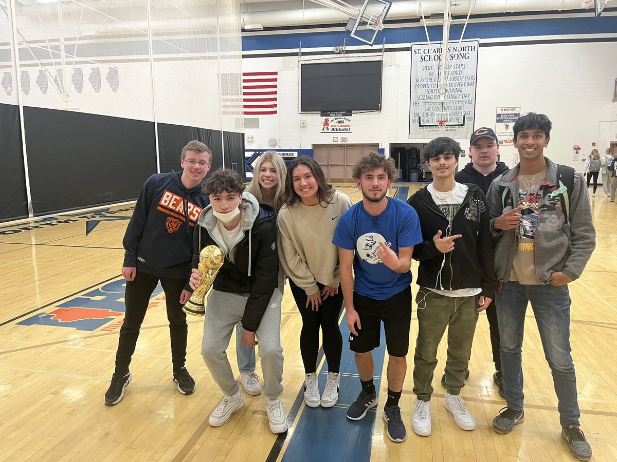 CoachTG2's tweet photo. Congrats to Team BLUE on hoisting the Championship Trophy and earning a C.O.D. for their 7th Hr Team Sports win in WILLSON BALL yesterday! Great unselfish Teamwork, and a commitment to reaching their goal.  Very well deserved and a pleasure to watch. #SCNWELLNESS https://t.co/LrrCqGaLZq