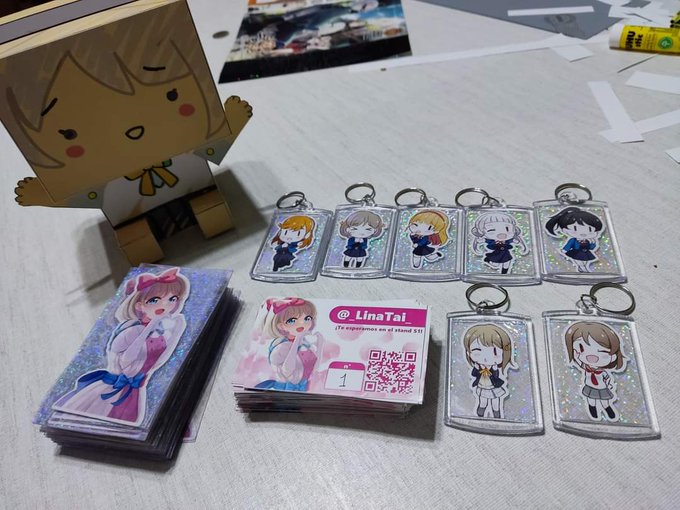 🇦🇷
Más cosas que voy a estar vendiendo en la convención de mañana, ¡Y también los precios!
¡Los primeros se van a llevar GRATIS una postal con la ilustración de Keke!
Vengan mañana a la Yukai Fest Plus! (Entrada gratis) el 13 de Marzo! 
Centro cultural Adan BuenosAyres, Argentina 