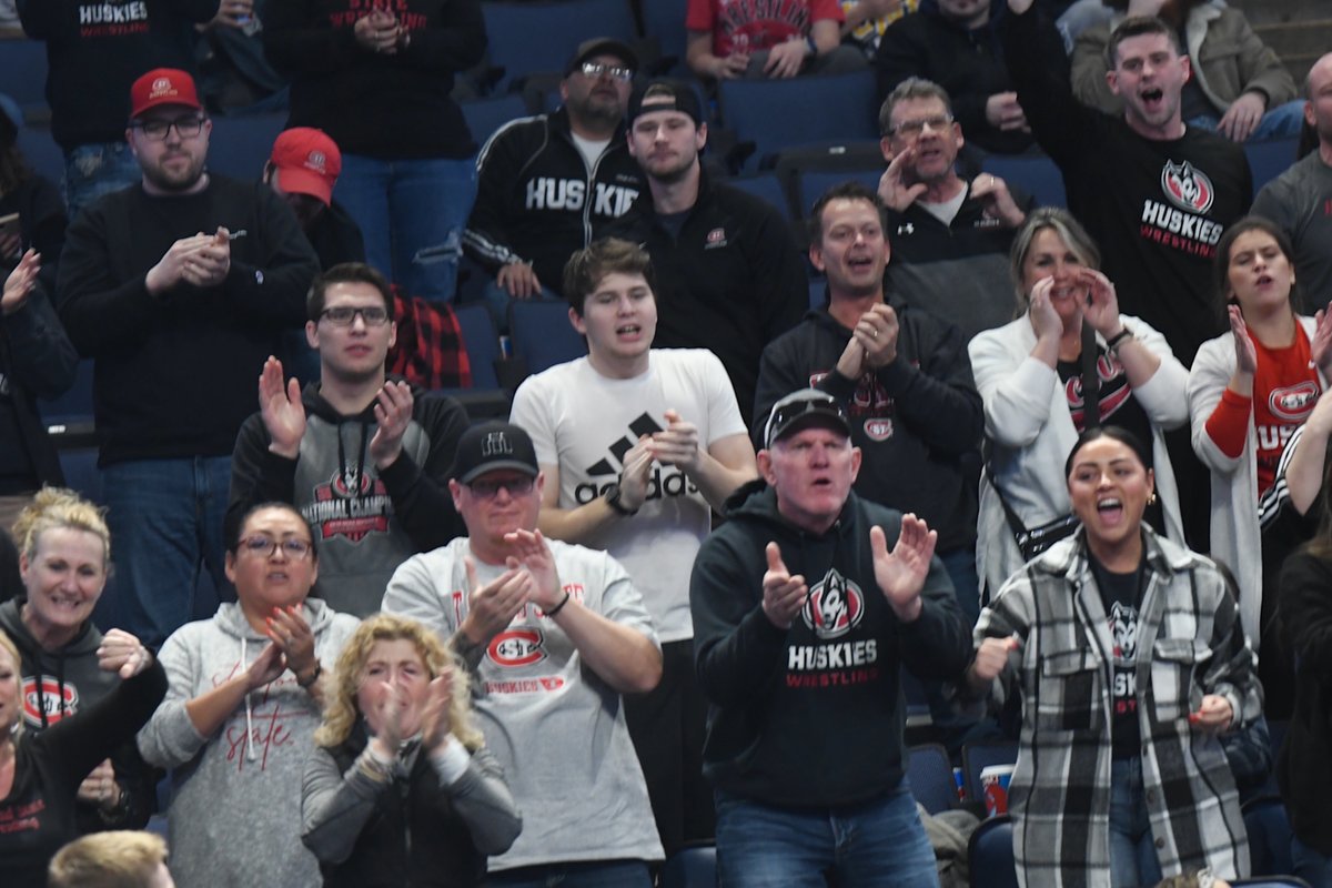 SCSUHuskies_WR's tweet photo. Up Next for SCSU in this session:
197: Noah Ryan vs. Gino Sita of Alderson Broaddus in the 5th place bout.
285: Kameron Teacher vs. Weston Hunt of Colorado Mines in 3rd place bout https://t.co/o4KiMRoPbv