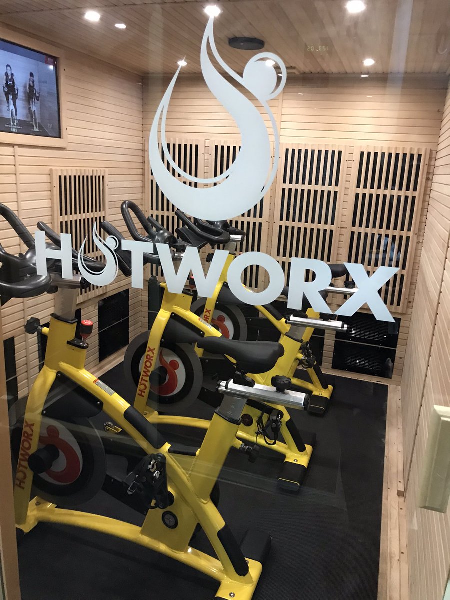 mrsgabbytyler's tweet photo. I did a thing! First official workout in I don’t even know how long. I feel so hot after just one session 😂 #hotworks https://t.co/celvsDRfbY