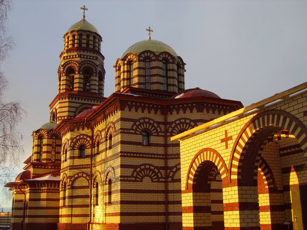 LBDEO_'s tweet photo. Monastère Nikolo-Malitsky à Tver, en Russie. https://t.co/RtuR33il46
