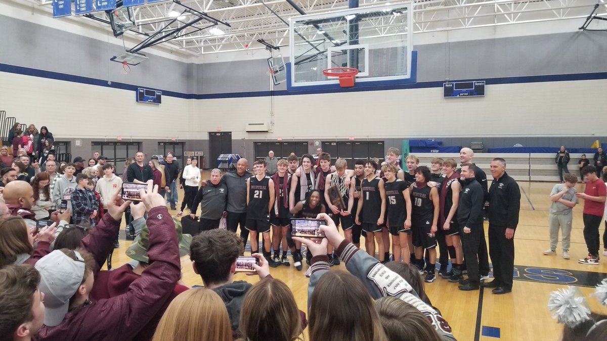 mikeramczyk17's tweet photo. RT &amp; SHOUT OUT @zacattack1929 for making the poster! 
Way to go @WestoshaA #FalconFam on 2nd state trip! https://t.co/dLwTlXkvuG