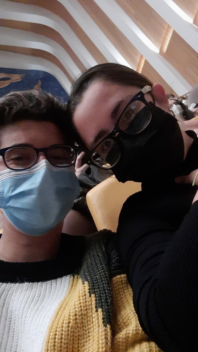 Más romántico que venir a un concierto de Alborán juntas? <a href="/stangoodselin/">stangoodselin ོ☼</a> , lo siento @AndreaSCKerem te voy ganando y por goleada 🤣🤣🤣❤❤