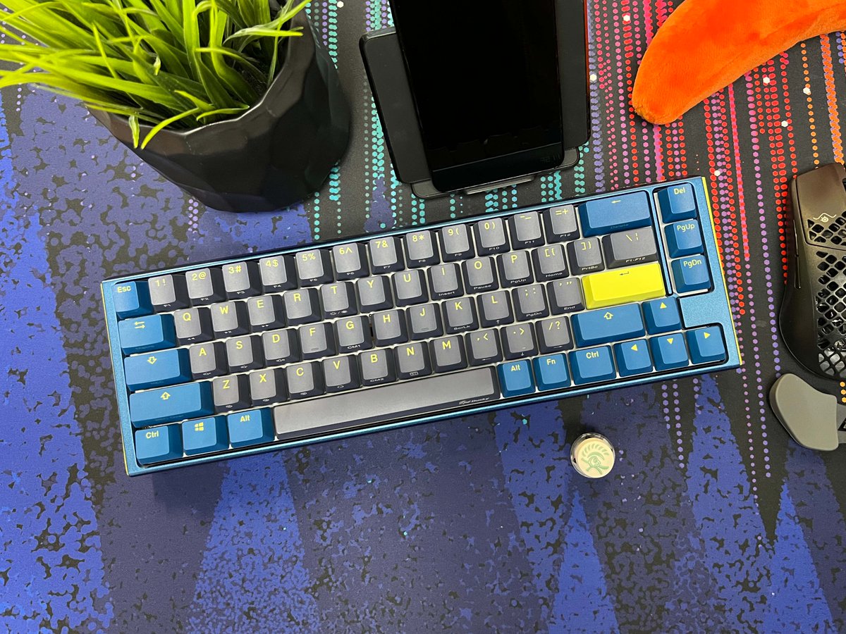 Linus Tech Tips tweet media