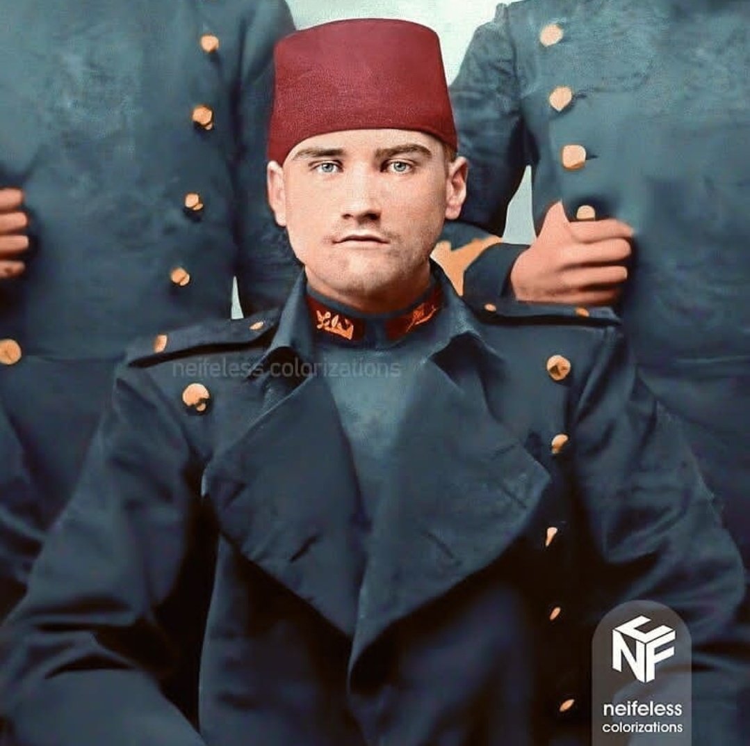 dunyasavaslarii's tweet photo. 1283 numaralı Mekteb-i Harbiye ikinci sınıf öğrencisi Mustafa Kemal (Atatürk) - 1901. https://t.co/ZerkvIGTzc