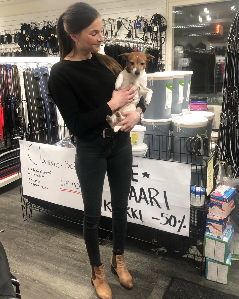 Myyntipäällikön kanssa harjottelemassa uutta uraa 🥸