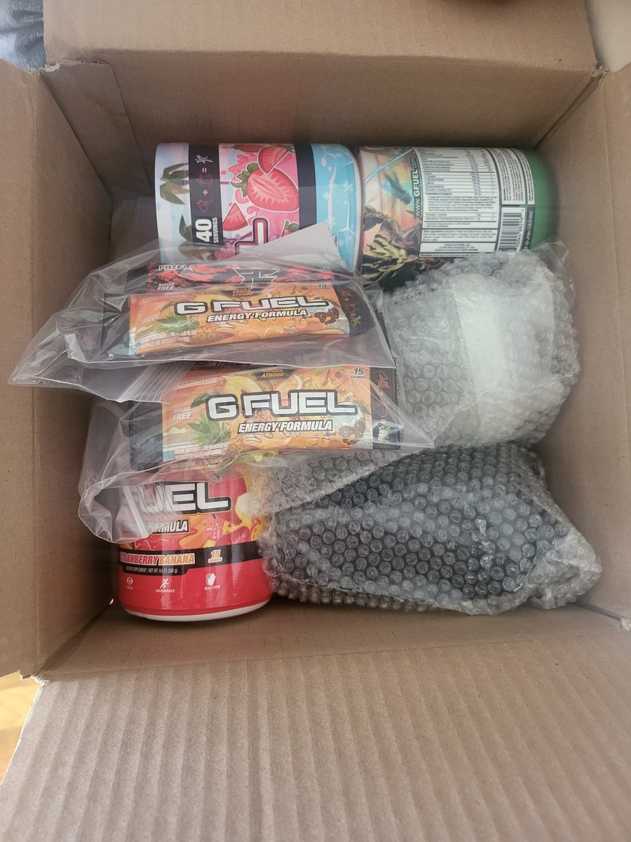 Thefookame's tweet photo. Thanks @BaddieStreams and @GFuelEnergy for the badass discount! Excited to give it a try! https://t.co/ayRtA2U4EN
