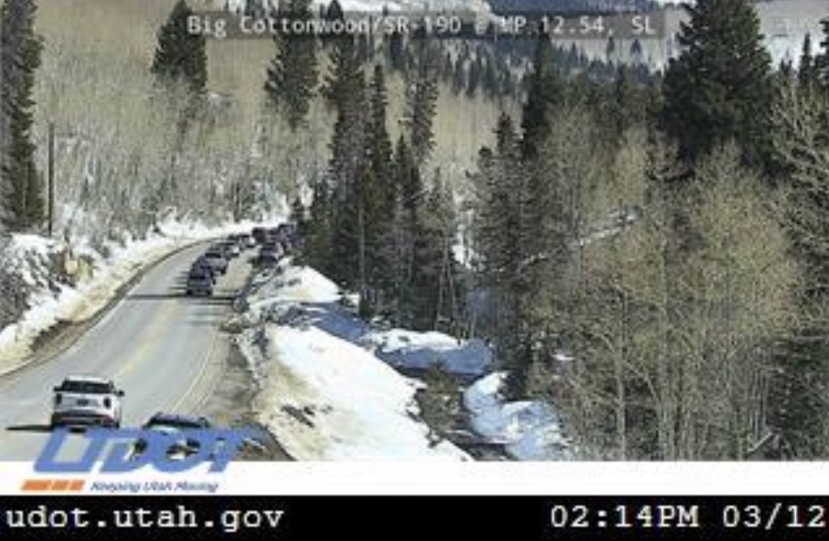 UDOT Cottonwood Canyons tweet media