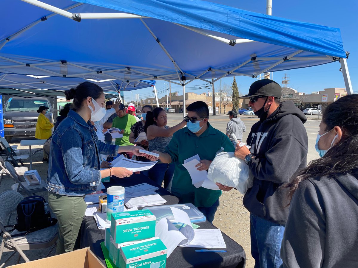 UCMercedCLC's tweet photo. #WorkerWeekOfAction continues in Huron! Thanks to Westside Family Preservation Network for hosting and the @CA_LaborCommish and the ALRB for coming out and sharing critical information with workers! https://t.co/JZhtJ7erAB