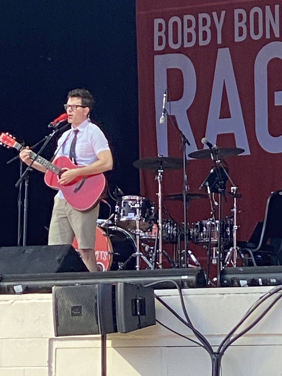 JeannaJackson's tweet photo. @mrBobbyBones Having a blast! 🍓 https://t.co/iMntVLZ3kR