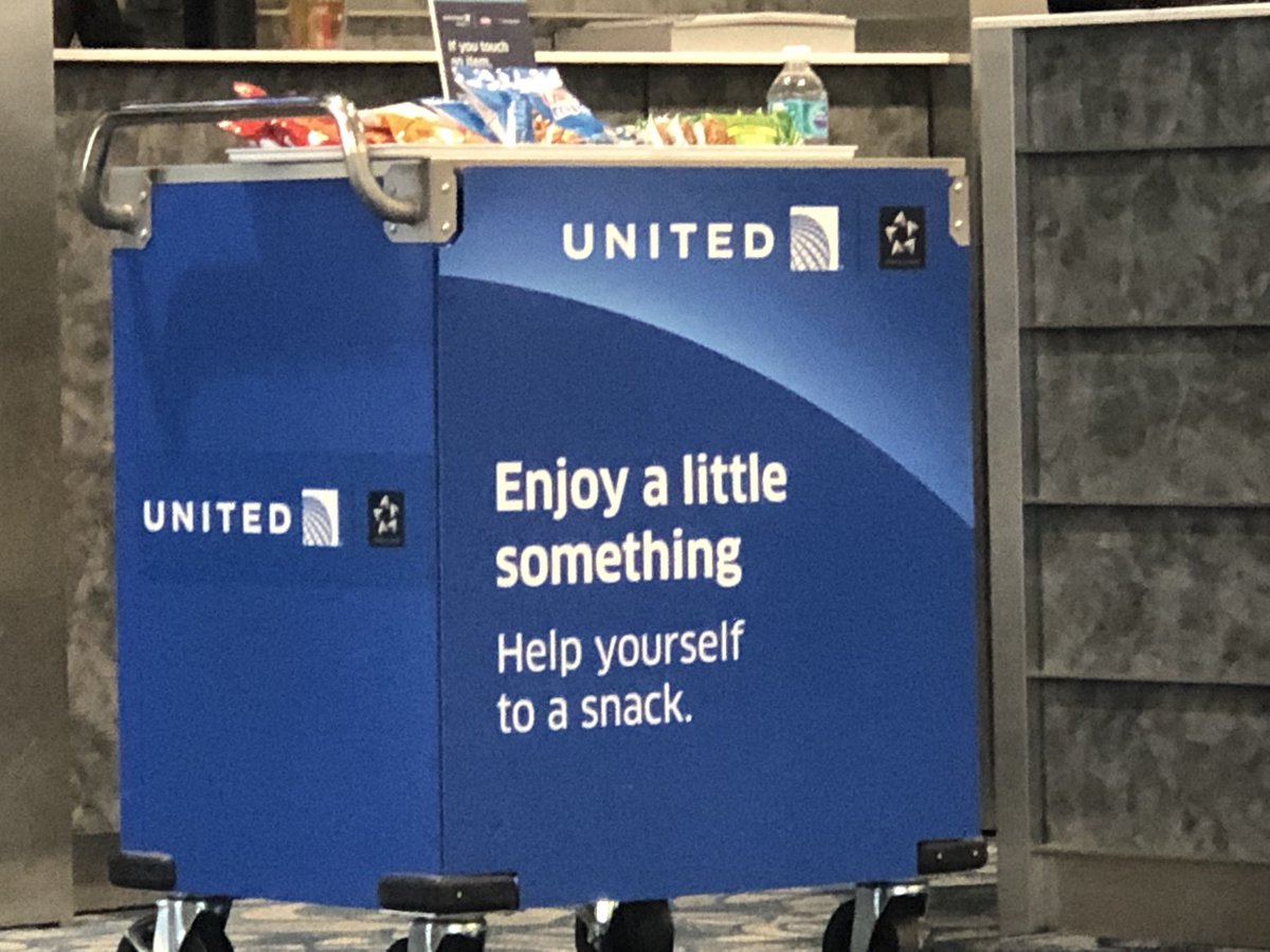 griggsy33's tweet photo. Well Done @UnitedAirlines_  providing snacks on a 3 hour weather delayed flight. Gate agents at MYR calm, cool, and collected. Not an easy job and they are true professionals. 
#teamwork
#professionalism https://t.co/9KOAzTq3mF