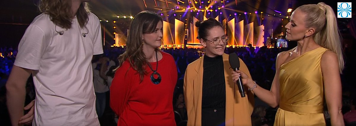 úff... Ríkisútvarpið gerist sekt um hæðarfordóma í beinni útsendingu #0stig frá mér því miður