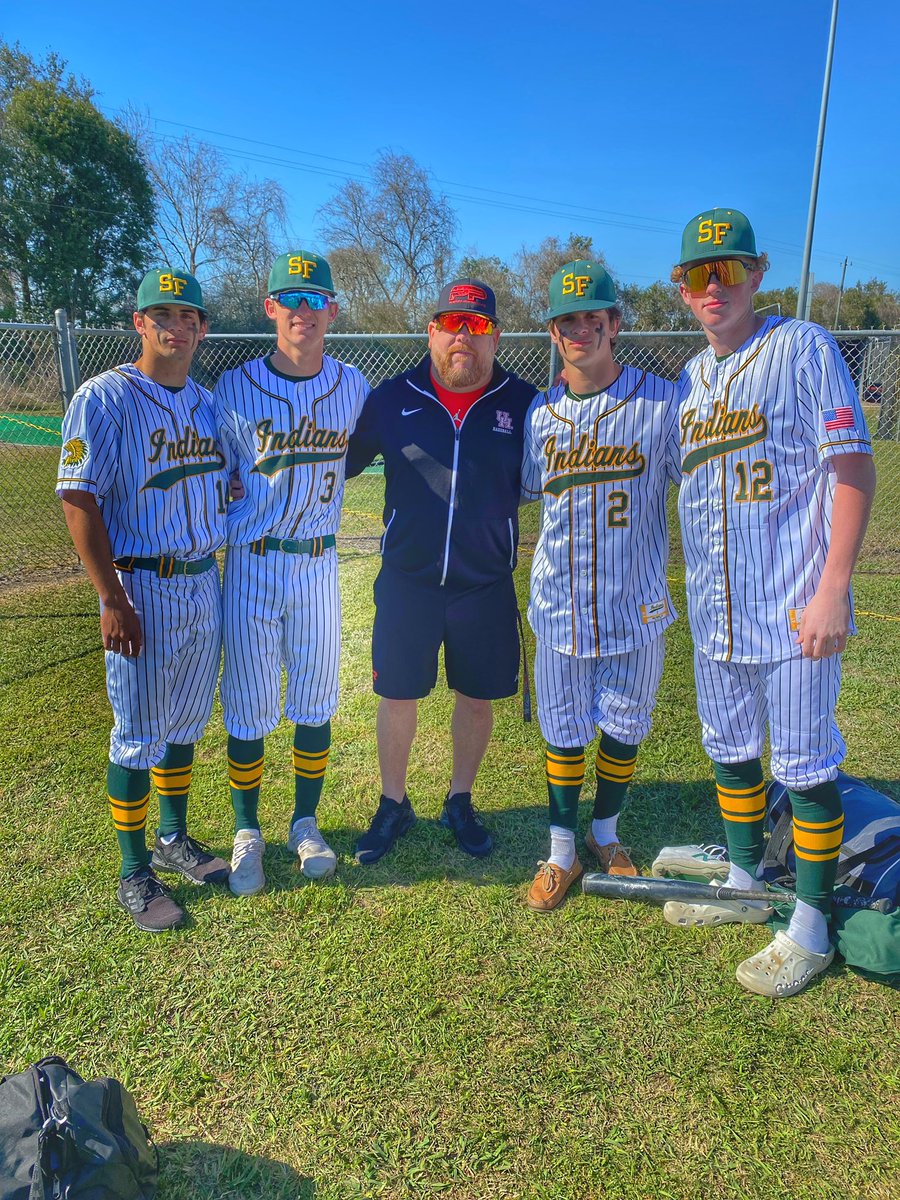 TheBigRdMachine's tweet image. Just built different 🤘🏼@KyelerThompson @jacksonstroud8 @nickjaco4 #bandofbrothers #signthem #uncommitted