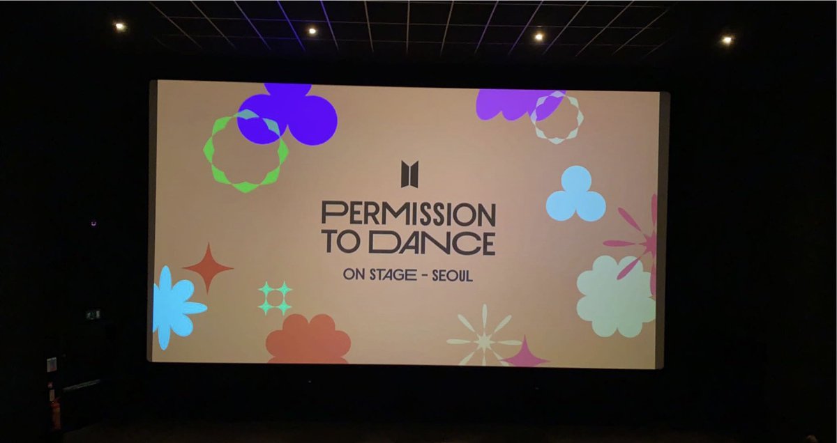 kdramamochi's tweet photo. The Permission to Dance in Seoul Live Viewing was so good!! I wish there were subtitles but it was still great! #PTD_ON_STAGE_SEOUL #PermissionToDanceOnStageSeoul https://t.co/TgQYTOAZXs