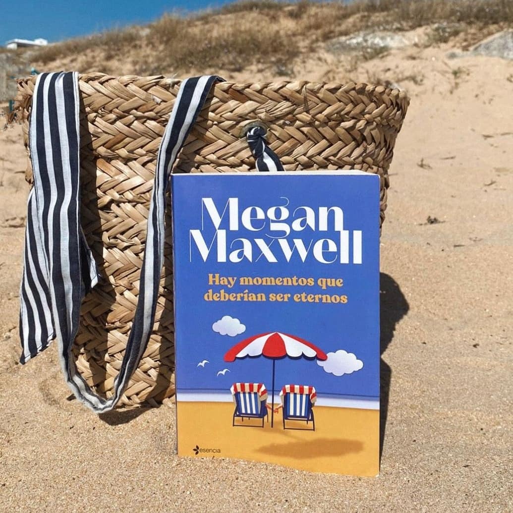 🌹"He aprendido que un día sin sonreír es un día perdido"🌹 <a href="/MeganMaxwell/">Megan Maxwell</a> <a href="/Planetadelibros/">PlanetadeLibros</a>