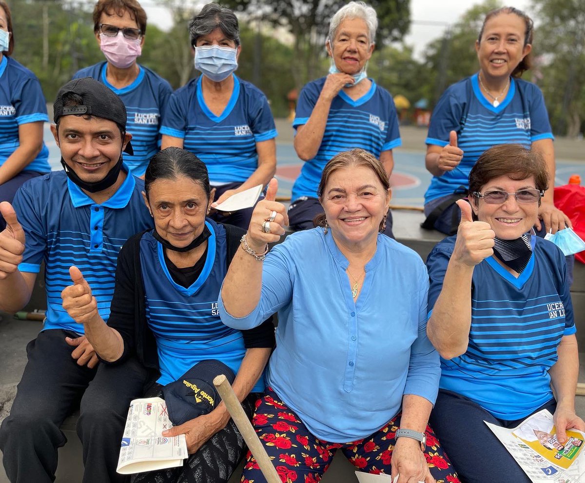 DannyRamirezro's tweet photo. Estamos a pocas horas y seguimos sumando familias, amigos; gracias a todos por querer trabajar junto a mí por nuestro departamento. #Centroesperanza105 

#DannyALaCámaraPorSantander
#CoaliciónCentroEsperanza
#elecciones2022
#votopordanny https://t.co/f80Fh5aQVH
