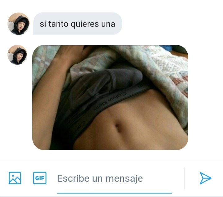 _yngfox's tweet photo. Au hyunin | nsfw

Cada vez que Hyųnjin entra a twitter siempre se encuentra a uno de sus mutis en modo horny, o dónde Jeøngin solo subía pelotudeces y no se esperaba que uno de sus mutuals le mande foto de su pija https://t.co/tesyEKmFwu
