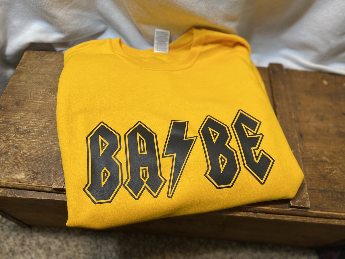 GUESS WHO HAD AN UPDATE TODAY?! 
Me!!!!🥺
Youth tees, adult tees, beanies, ball caps, and tumblers! 🥰
Use code Clearout for 40% off &amp; help me clear some of this stuff out! 
Link in my bio 🦋