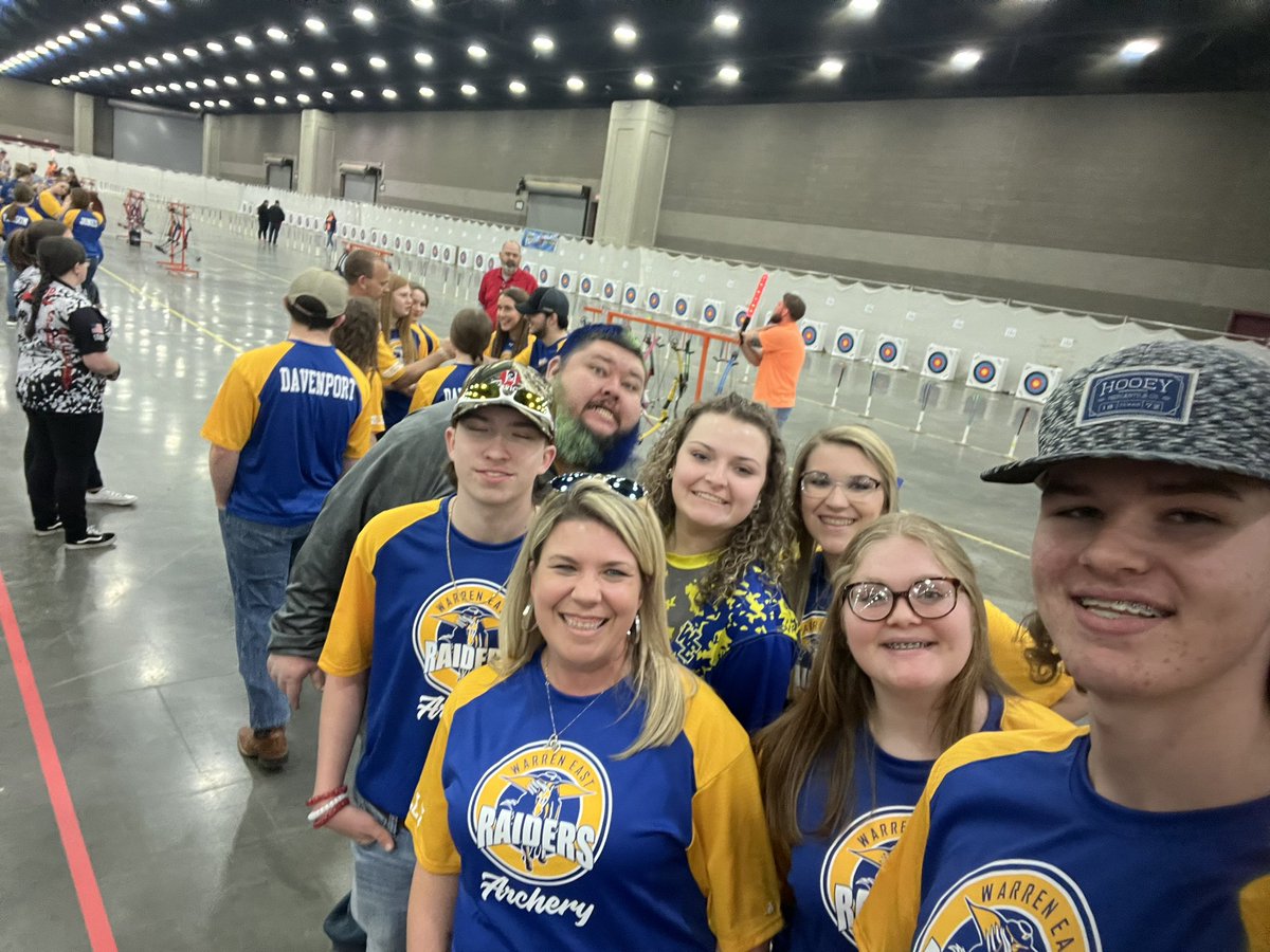 hollybug25's tweet photo. WE Archery did a great job at the NASP State Tournament today!! 💙💛#proudtobeWE 🏹🎯 https://t.co/QRuvf7jUdQ